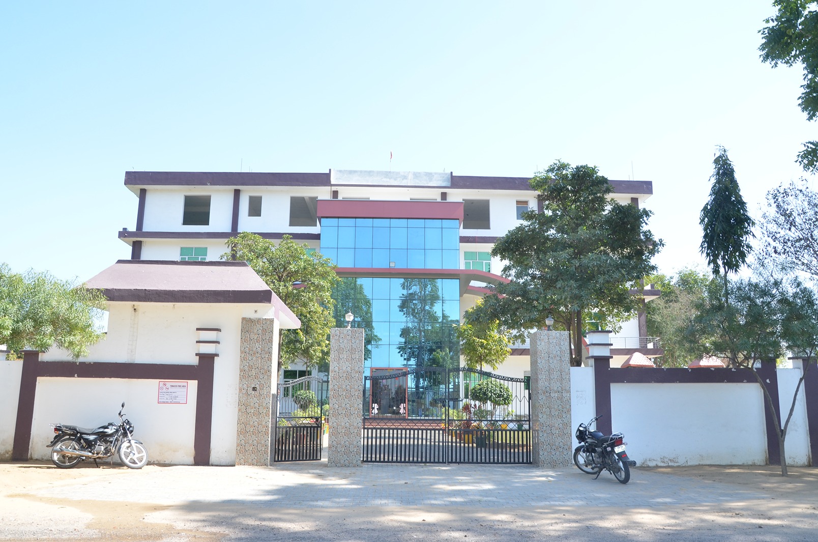 Lord Krishna   Building